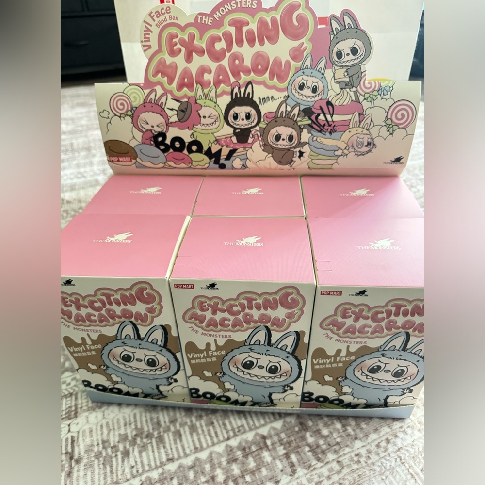 Exciting Macaron Whole Case